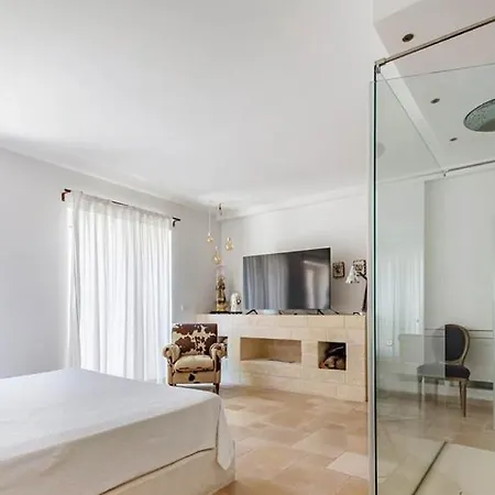 Giuanso Guest house